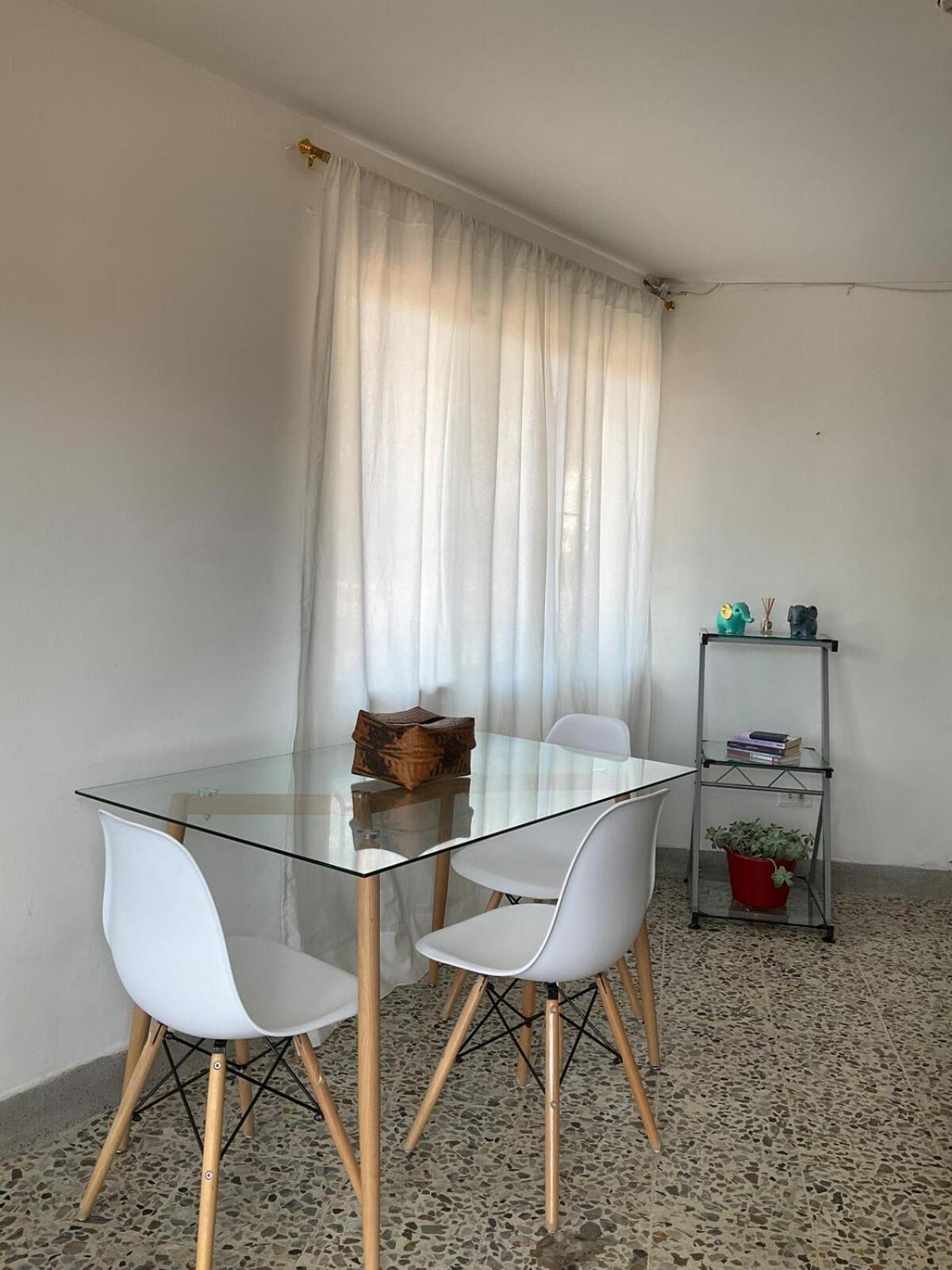 Comodo En Apartamento